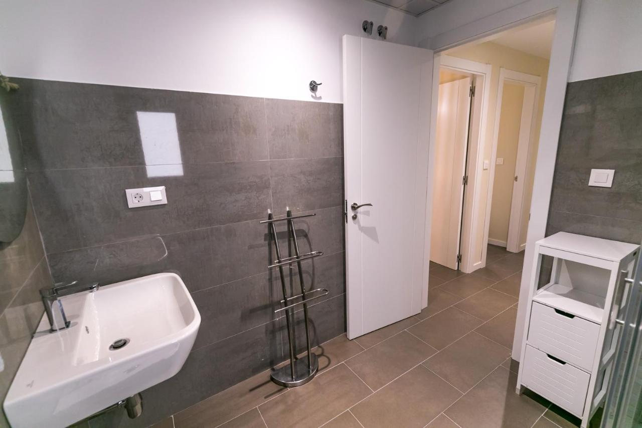Centrico Y Moderno Con Piscina Y Parking Apartman Jaén Kültér fotó